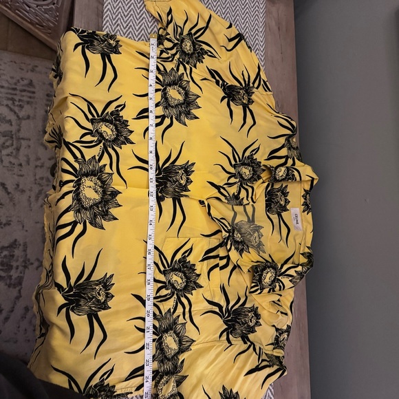 Celine Yellow and Black Floral Men's Shirt - Picture 4 of 9